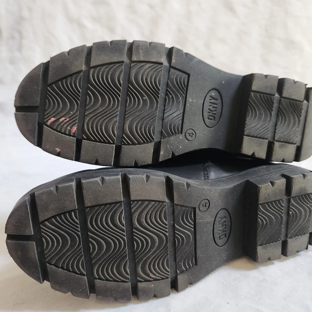 DKNY Black Buckle Girls Boots SIZE 4